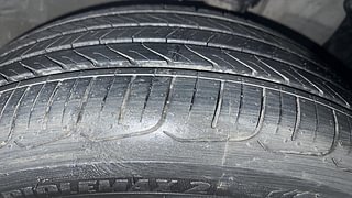 Used 2015 Hyundai Elite i20 [2014-2018] Asta 1.2 Petrol Manual tyres RIGHT FRONT TYRE TREAD VIEW