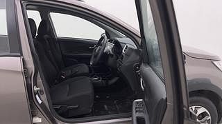 Used 2016 Honda BR-V [2016-2020] V MT Petrol Petrol Manual interior RIGHT SIDE FRONT DOOR CABIN VIEW