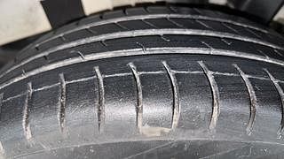 Used 2018 Hyundai Grand i10 [2017-2020] Magna 1.2 Kappa VTVT Petrol Manual tyres LEFT REAR TYRE TREAD VIEW