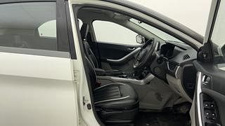 Used 2018 Tata Nexon [2017-2020] XZA Plus Dual Tone Roof AMT Petrol Petrol Automatic interior RIGHT SIDE FRONT DOOR CABIN VIEW