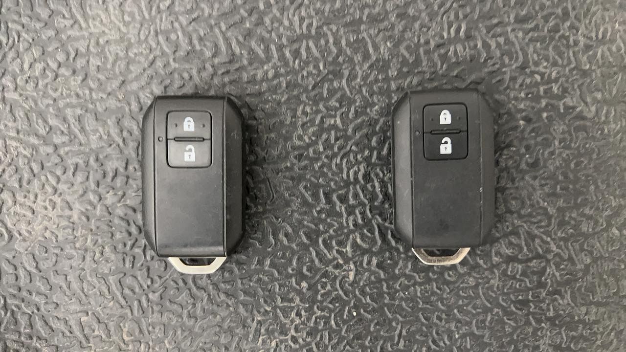 Used 2019 Toyota Glanza [2019-2022] V CVT Petrol Automatic extra CAR KEY VIEW