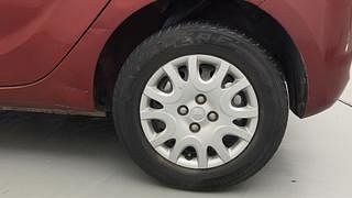 Used 2011 Hyundai i20 [2008-2012] Magna 1.2 Petrol Manual tyres LEFT REAR TYRE RIM VIEW