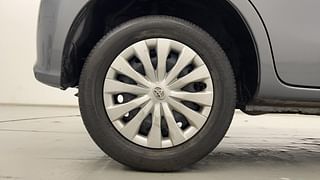 Used 2017 Toyota Etios Liva [2017-2020] V Petrol Manual tyres RIGHT REAR TYRE RIM VIEW