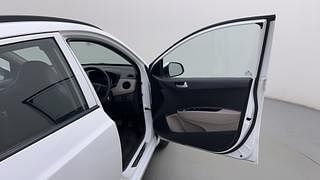 Used 2017 Hyundai Grand i10 [2017-2020] Sportz AT 1.2 Kappa VTVT Petrol Automatic interior RIGHT FRONT DOOR OPEN VIEW