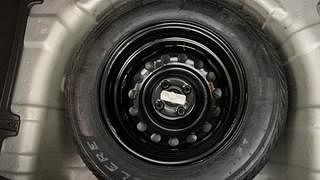 Used 2011 Hyundai i20 [2008-2012] Asta 1.2 Petrol Manual tyres SPARE TYRE VIEW
