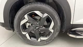Used 2022 Hyundai Alcazar Platinum 7 STR 1.5 Diesel MT Diesel Manual tyres LEFT FRONT TYRE RIM VIEW