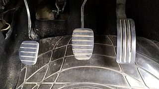 Used 2015 Renault Duster [2012-2015] 85 PS RxL Diesel Manual interior PEDALS VIEW
