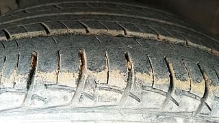 Used 2014 Maruti Suzuki Ciaz [2014-2017] VXi+ Petrol Manual tyres LEFT FRONT TYRE TREAD VIEW