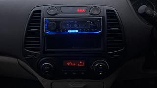 Used 2010 Hyundai i20 [2008-2012] Asta 1.2 Petrol Manual interior MUSIC SYSTEM & AC CONTROL VIEW