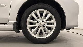 Used 2013 Toyota Etios [2010-2017] VX D Diesel Manual tyres RIGHT FRONT TYRE RIM VIEW