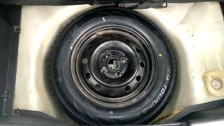 Used 2013 Maruti Suzuki Swift [2011-2017] VDi Diesel Manual tyres SPARE TYRE VIEW