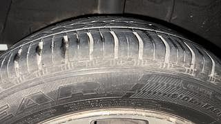 Used 2014 Hyundai Grand i10 [2013-2017] Asta 1.2 Kappa VTVT Petrol Manual tyres RIGHT REAR TYRE TREAD VIEW