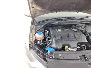 Used 2016 Volkswagen Vento [2015-2019] Highline Diesel AT Diesel Automatic engine ENGINE RIGHT SIDE HINGE & APRON VIEW