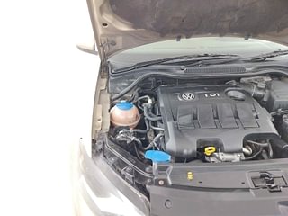 Used 2017 volkswagen Vento 1.5L Highline Diesel AT Diesel Automatic engine ENGINE RIGHT SIDE HINGE & APRON VIEW