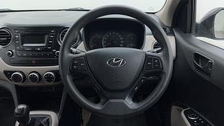 Used 2019 Hyundai Xcent [2017-2019] S Petrol Petrol Manual top_features Steering mounted controls