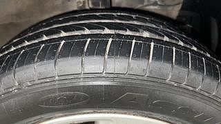 Used 2016 Maruti Suzuki Swift Dzire ZDI AMT Diesel Automatic tyres RIGHT FRONT TYRE TREAD VIEW