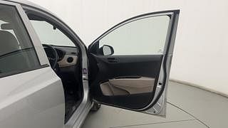 Used 2017 Hyundai Grand i10 [2017-2020] Magna 1.2 Kappa VTVT Petrol Manual interior RIGHT FRONT DOOR OPEN VIEW