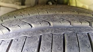 Used 2015 Honda City [2014-2017] SV CVT Petrol Automatic tyres LEFT FRONT TYRE TREAD VIEW