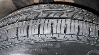 Used 2019 Renault Kwid [2015-2019] RXL Petrol Manual tyres RIGHT FRONT TYRE TREAD VIEW
