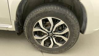 Used 2014 Nissan Terrano [2013-2017] XV D THP Premium 110 PS Diesel Manual tyres RIGHT FRONT TYRE RIM VIEW