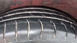 Used 2011 Hyundai i20 [2008-2012] Magna (O) 1.2 Petrol Manual tyres RIGHT REAR TYRE TREAD VIEW
