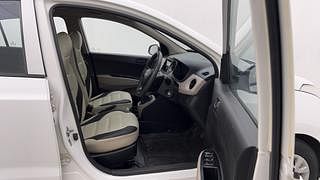 Used 2014 Hyundai Grand i10 [2013-2017] Magna 1.2 Kappa VTVT Petrol Manual interior RIGHT SIDE FRONT DOOR CABIN VIEW