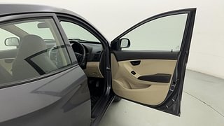 Used 2018 Hyundai Eon [2011-2018] Era + Petrol Manual interior RIGHT FRONT DOOR OPEN VIEW