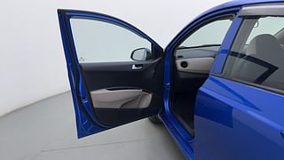 Used 2017 Hyundai Grand i10 [2017-2020] Sportz 1.2 Kappa VTVT Petrol Manual interior LEFT FRONT DOOR OPEN VIEW