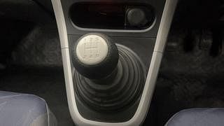 Used 2009 Maruti Suzuki Ritz [2009-2012] VXI Petrol Manual interior GEAR  KNOB VIEW