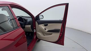 Used 2015 Hyundai Eon [2011-2018] Magna + Petrol Manual interior RIGHT FRONT DOOR OPEN VIEW