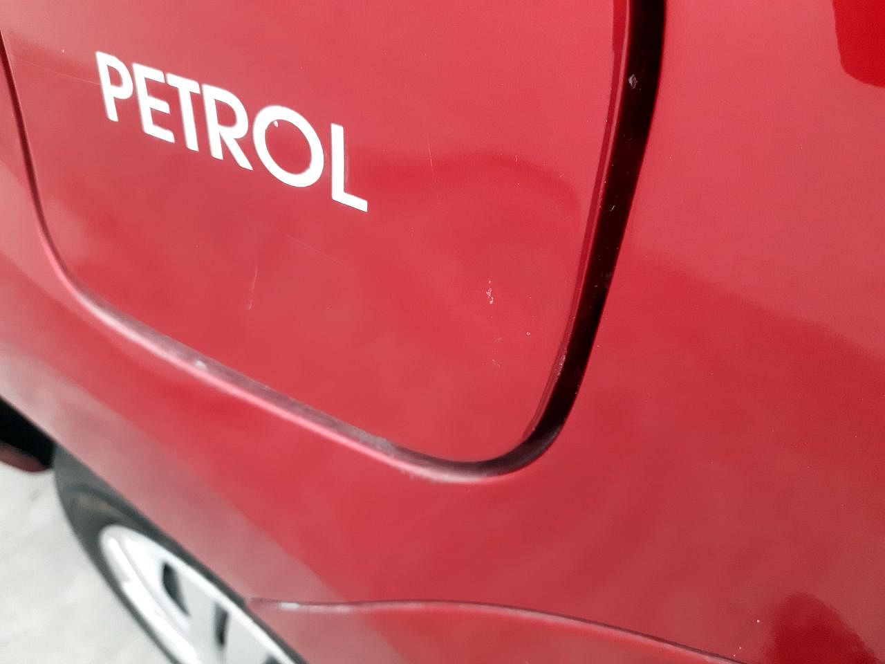 Used 2018 Datsun Go Plus [2014-2019] T Petrol Manual dents MINOR DENT
