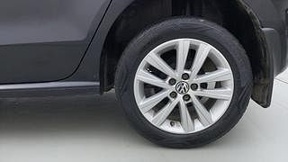 Used 2014 Volkswagen Polo [2010-2014] Highline1.2L (P) Petrol Manual tyres LEFT REAR TYRE RIM VIEW