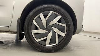 Used 2021 Datsun Redi-GO [2020-2022] T(O) 1.0 Petrol Manual tyres RIGHT FRONT TYRE RIM VIEW