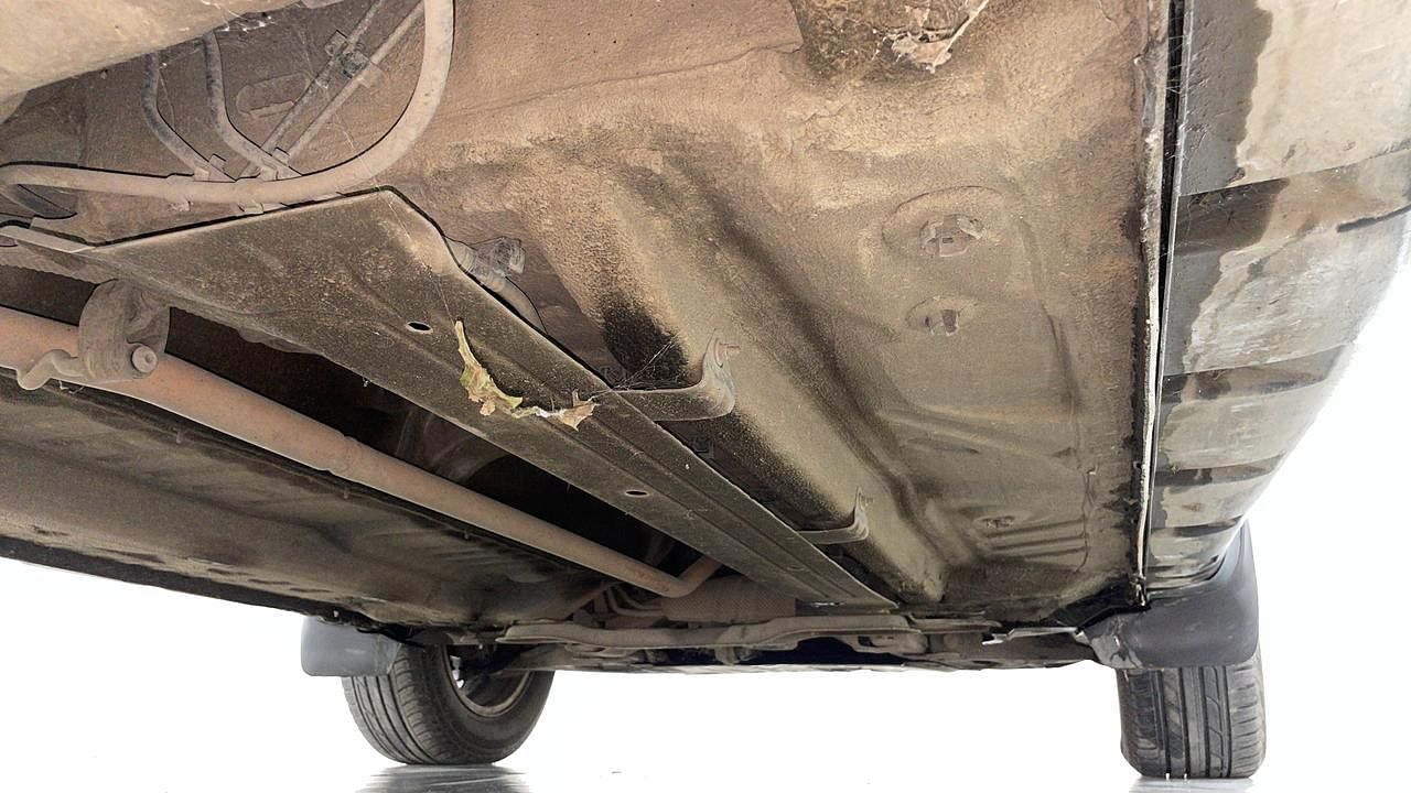 Used 2016 Renault Duster [2015-2019] 85 PS RXS MT Diesel Manual extra REAR RIGHT UNDERBODY VIEW