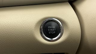 Used 2020 Toyota Yaris [2018-2021] G Petrol Manual top_features Keyless start