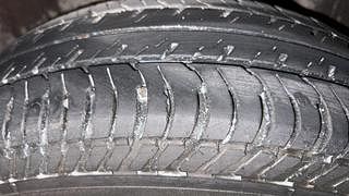 Used 2011 Maruti Suzuki Swift [2011-2017] LXi Petrol Manual tyres LEFT REAR TYRE TREAD VIEW