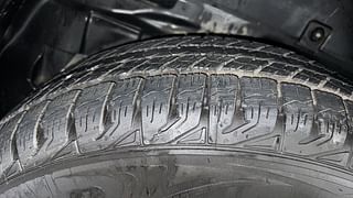 Used 2018 Tata Hexa [2016-2020] XM Diesel Manual tyres RIGHT REAR TYRE TREAD VIEW