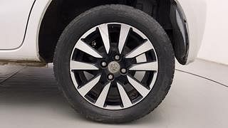 Used 2016 Toyota Etios Liva [2010-2017] V Petrol Manual tyres LEFT REAR TYRE RIM VIEW