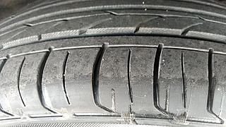 Used 2017 Hyundai Grand i10 [2013-2017] Asta 1.2 Kappa VTVT Petrol Manual tyres RIGHT FRONT TYRE TREAD VIEW