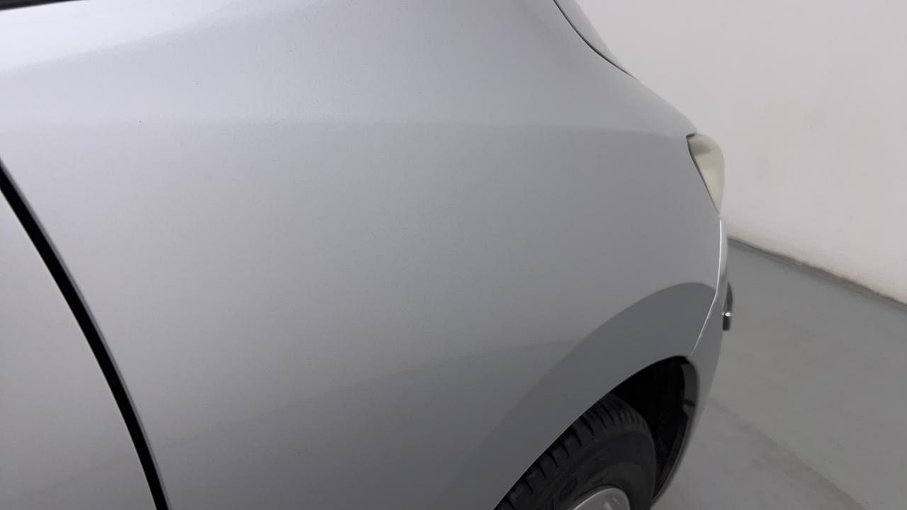 Used 2015 honda Jazz VX Petrol Manual dents MINOR SCRATCH
