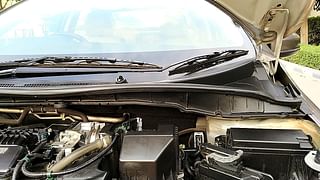 Used 2015 Honda City [2014-2017] VX Petrol Manual engine ENGINE LEFT SIDE HINGE & APRON VIEW