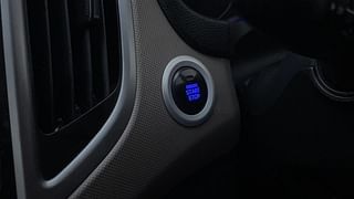 Used 2017 Hyundai Creta [2015-2018] 1.6 SX Plus Petrol Petrol Manual top_features Keyless start