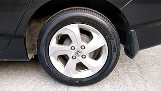 Used 2015 Honda City [2014-2017] SV CVT Petrol Automatic tyres LEFT REAR TYRE RIM VIEW