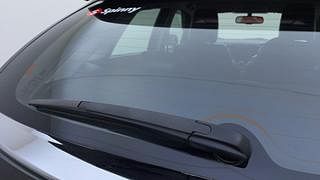 Used 2017 Maruti Suzuki Baleno [2015-2019] Zeta AT Petrol Petrol Automatic top_features Rear wiper