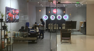 Spinny Car Hub, VR Mall, Bangalore