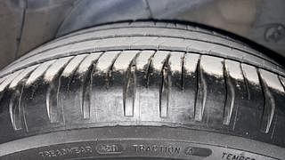 Used 2013 Hyundai Verna [2011-2015] Fluidic 1.6 CRDi SX Opt Diesel Manual tyres LEFT REAR TYRE TREAD VIEW