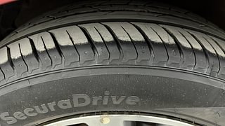 Used 2017 Hyundai Fluidic Verna 4S [2015-2017] 1.6 CRDi SX Diesel Manual tyres LEFT FRONT TYRE TREAD VIEW