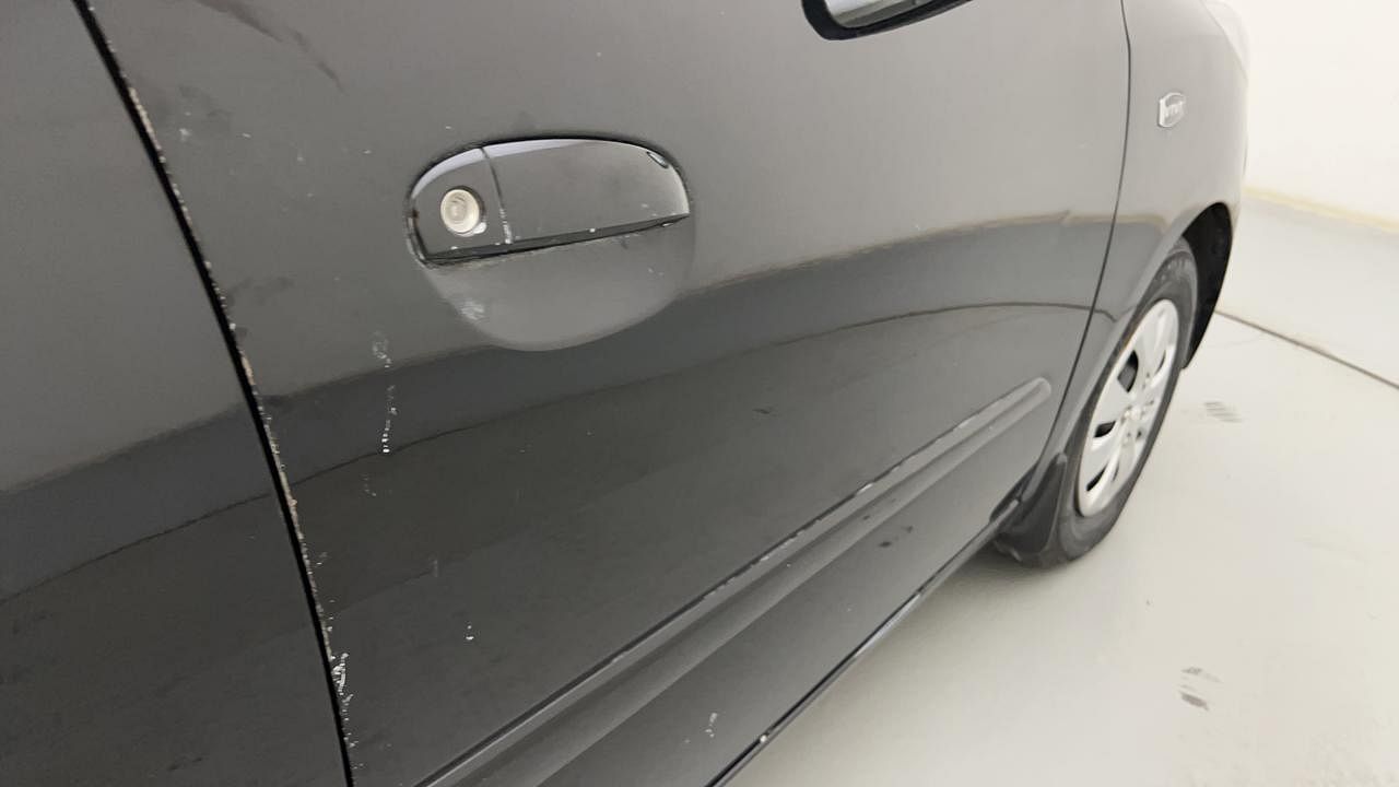 Used 2012 Hyundai i10 [2010-2016] Asta AT with Sunroof Petrol Petrol Automatic dents MINOR SCRATCH