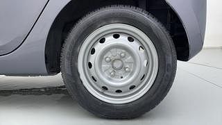 Used 2017 Hyundai Eon [2011-2018] Era + Petrol Manual tyres LEFT REAR TYRE RIM VIEW