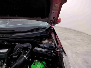 Used 2018 honda Amaze 1.5 V CVT i-DTEC Diesel Automatic engine ENGINE LEFT SIDE HINGE & APRON VIEW